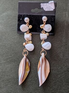 Stunning Iridescent Shell White and Gold Drop Leaf Dangle Earrings